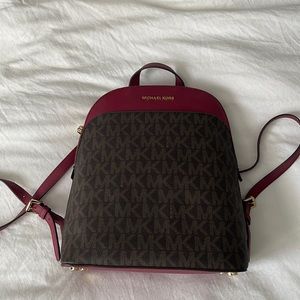 *NEW* Michael Kors monogram book bag with tags! Never worn. Perfect fall colors!